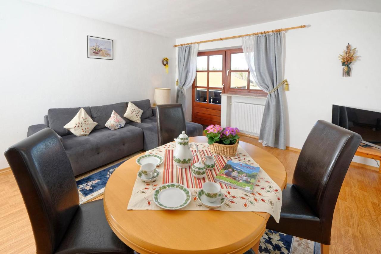 Gaestehaus Koyerbauer Boardinghouse Aschau im Chiemgau Esterno foto